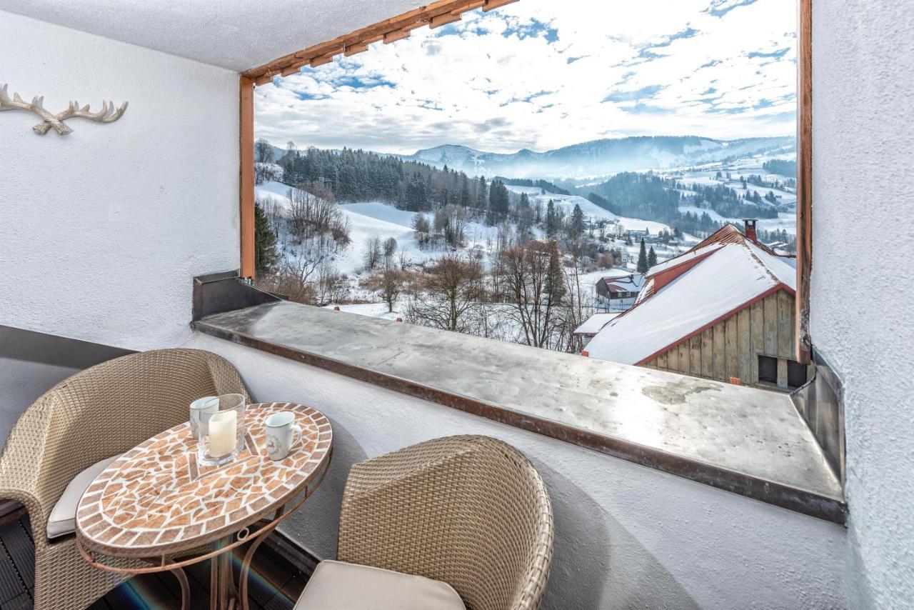 Alpenliebe-Mit Bergblick Lägenhet Oberstaufen Exteriör bild
